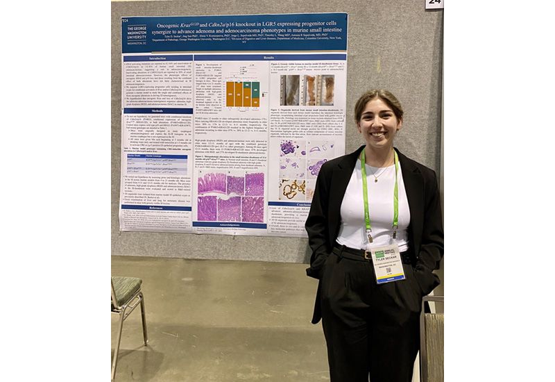 Tyler SEckar present at AACR