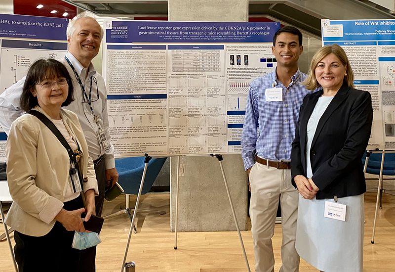 SPARC student Luis presents his research